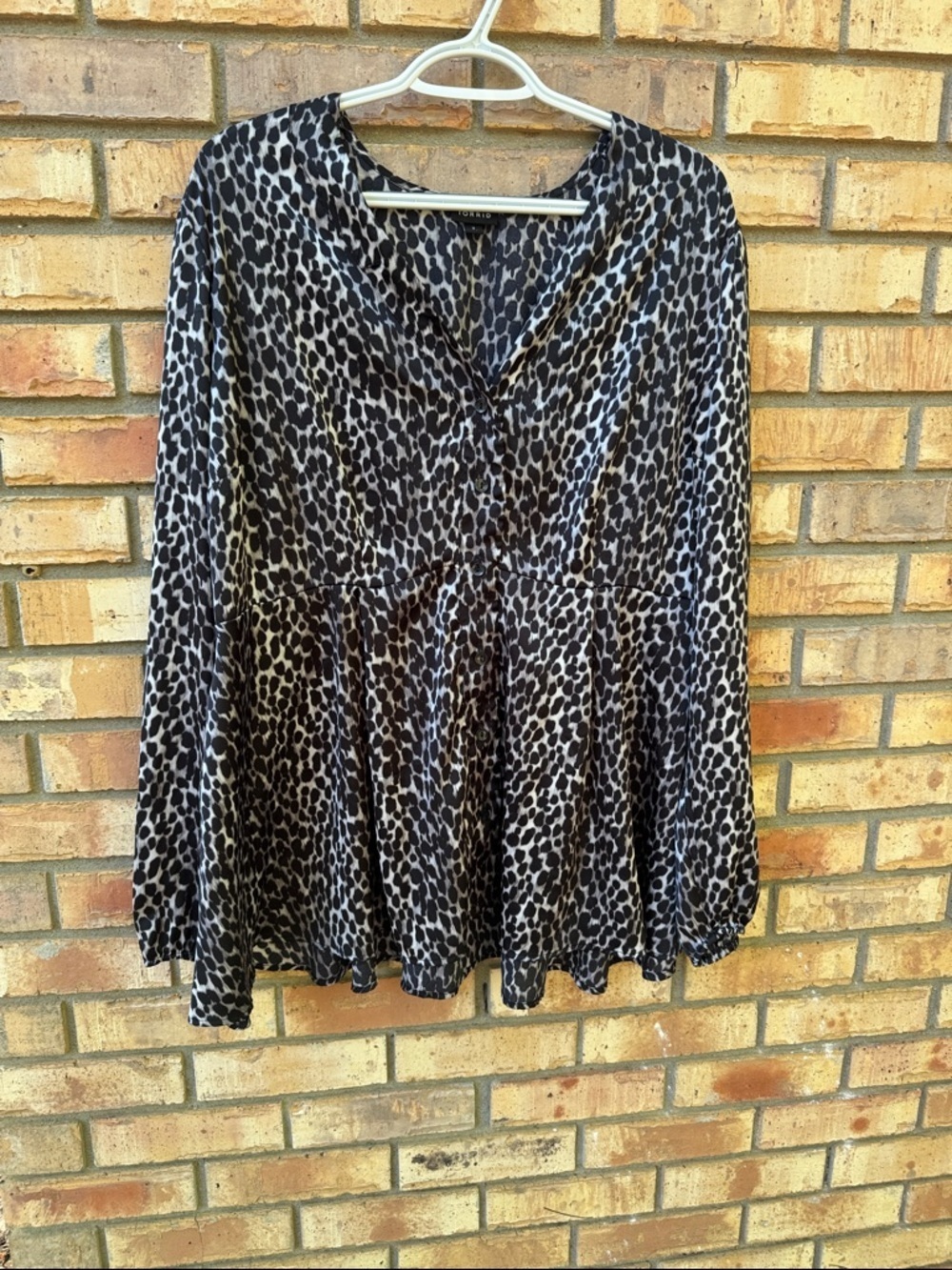 torrid Black and Gray Leopard Peplum V-Neck Blouse